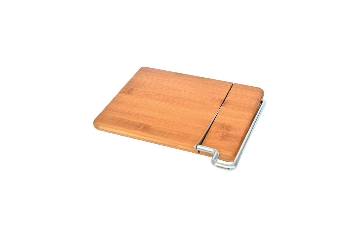 Cheddar-Cheese Cutting Board Bladed
